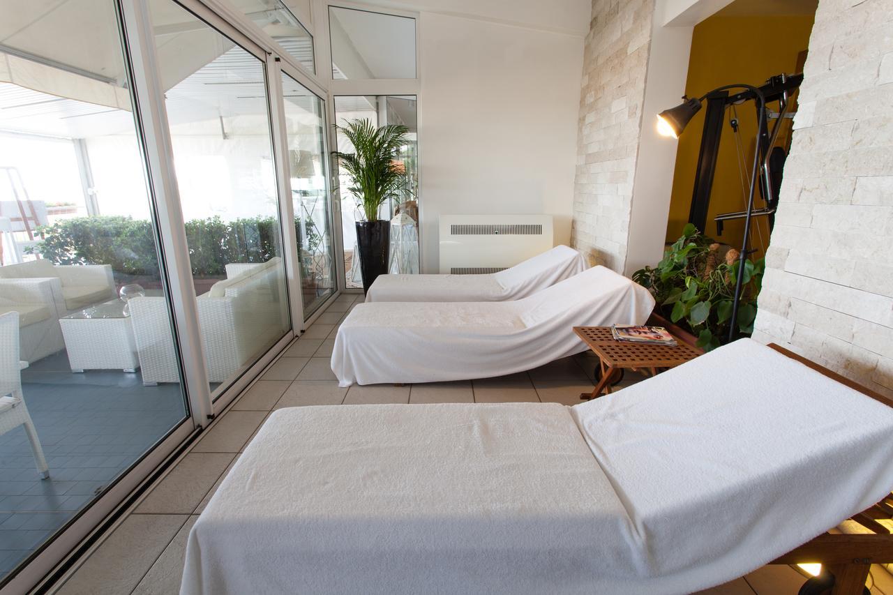 Hotel Villa Sorriso Lido di Jesolo Eksteriør billede